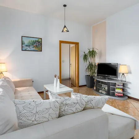 Zomzi Appartamento Porec