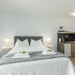 Zomzi Porec