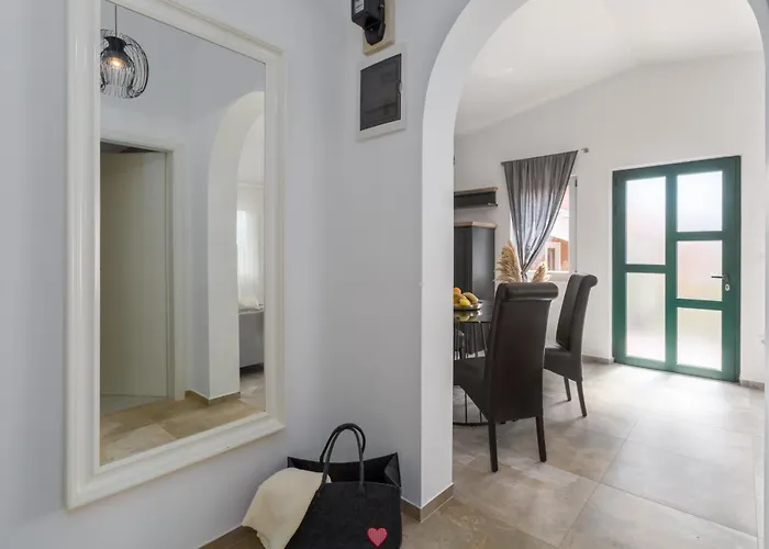 Zomzi Apartman Poreč