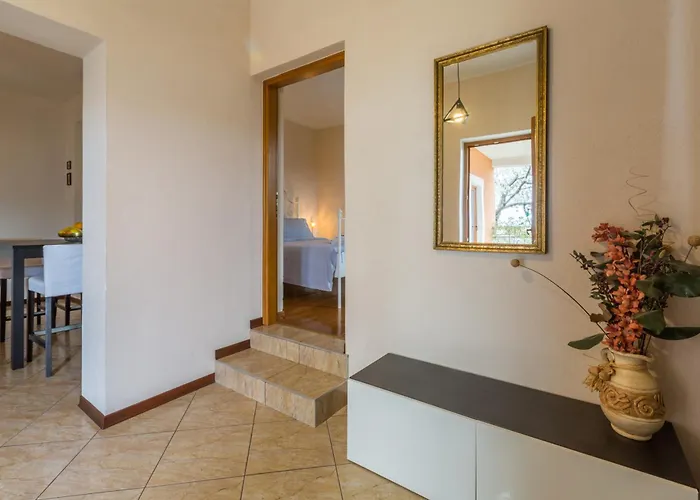 Zomzi Apartman *